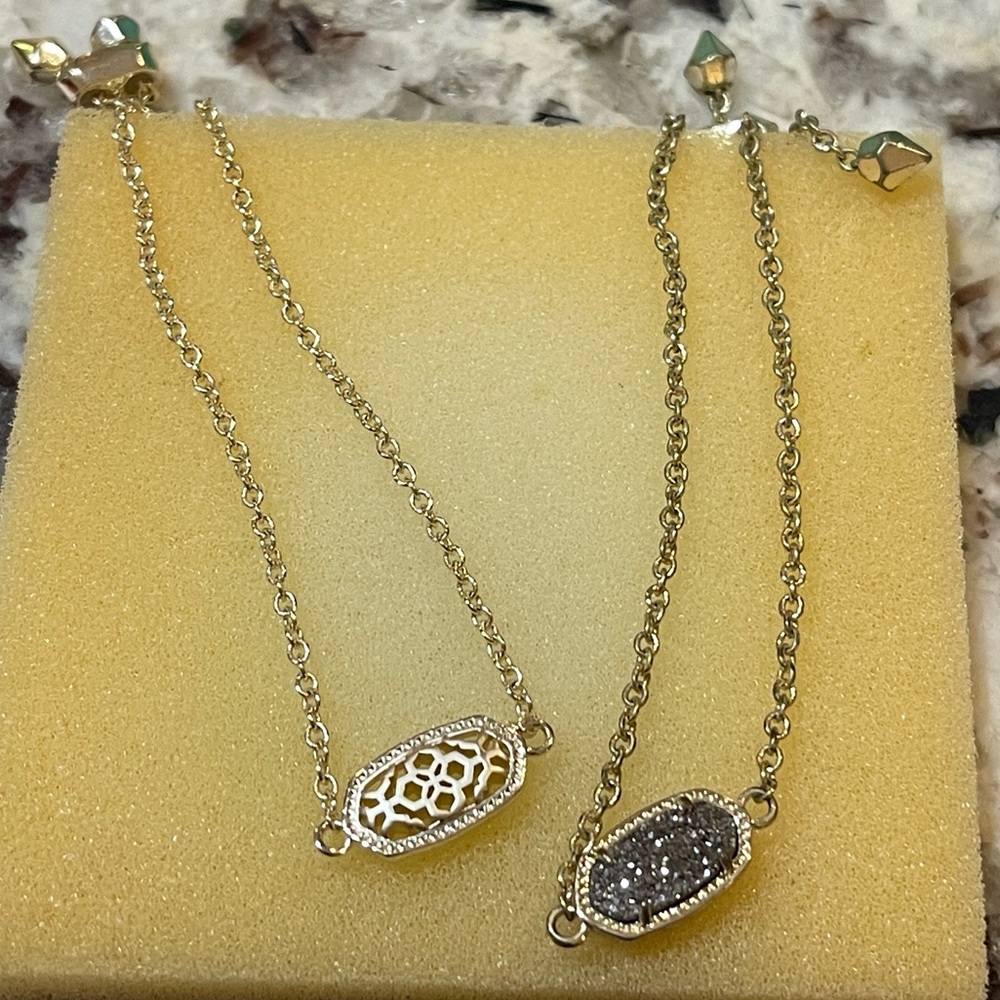 Kendra Scott bracelet